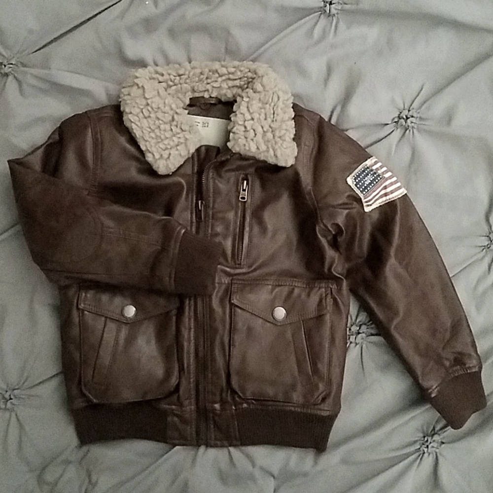 Kids jacket size 5/6